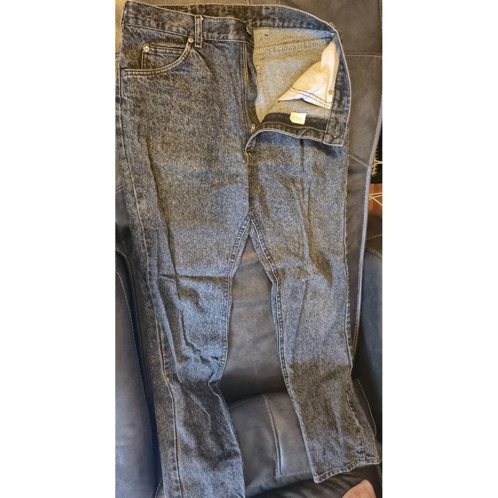 Vintage Lee Jeans 33x34 – USA Made – Acid Wash Denim –‎ Classic Fit